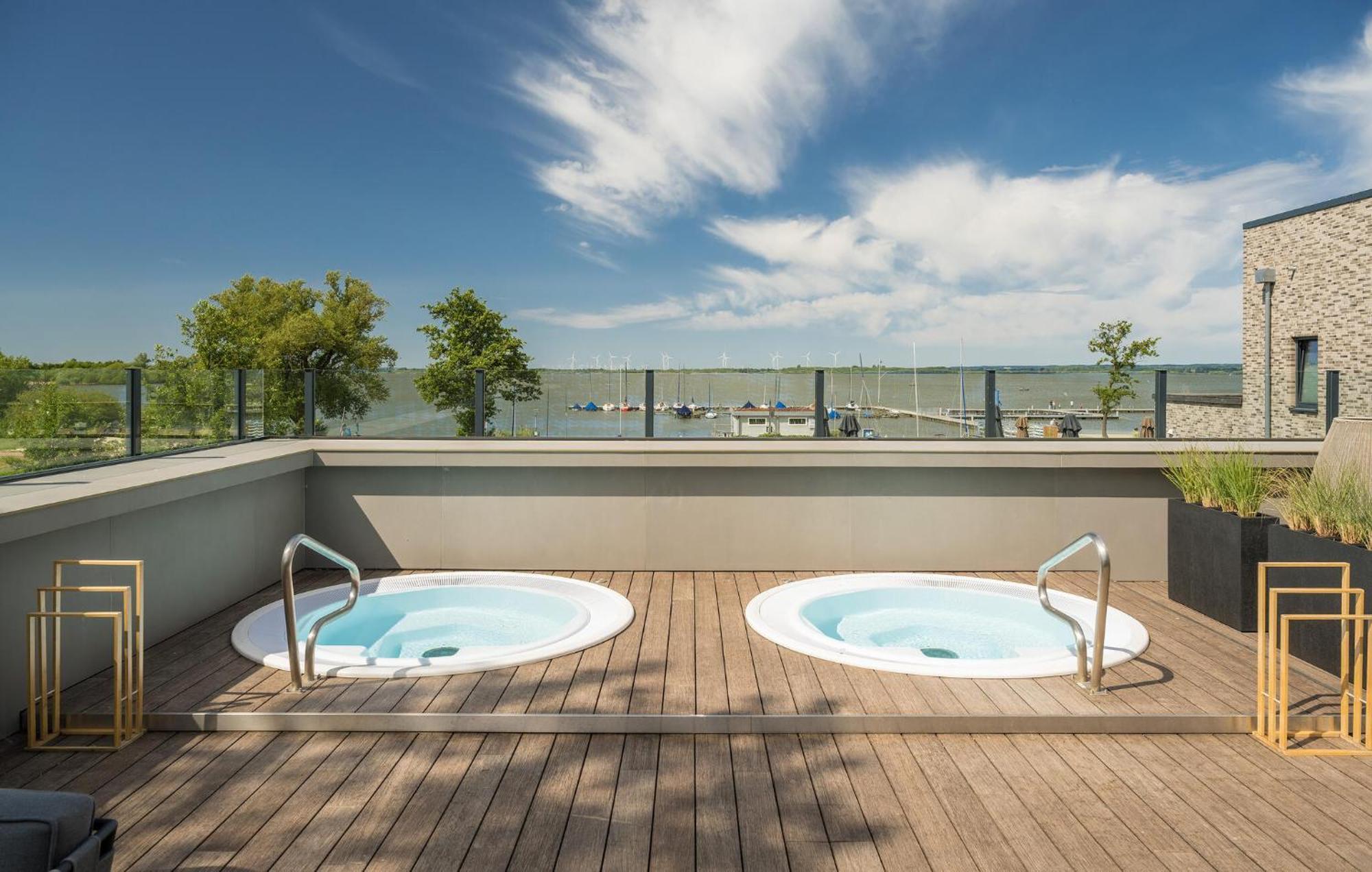 Beach Front Apartment In Lembruch-Duemmer See Eksteriør billede